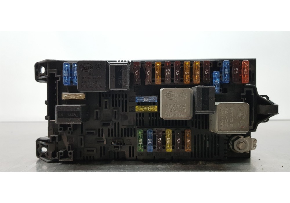 Recambio de caja reles / fusibles para mercedes clase cls (w219) 320 cdi (219.322) referencia OEM IAM 2115456101  