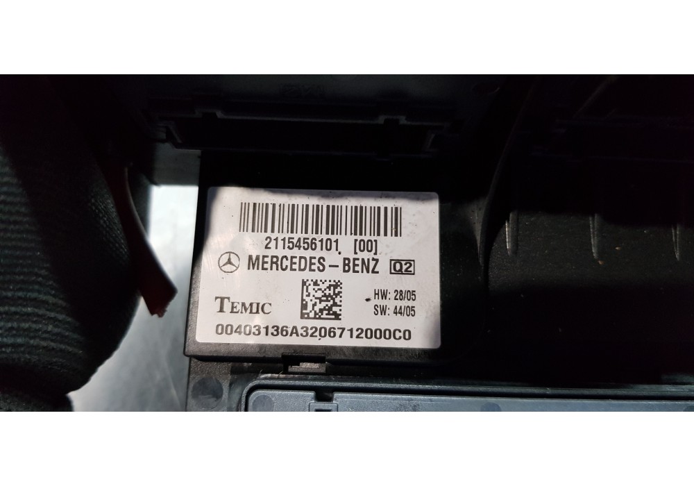 Recambio de caja reles / fusibles para mercedes clase cls (w219) 320 cdi (219.322) referencia OEM IAM 2115456101  