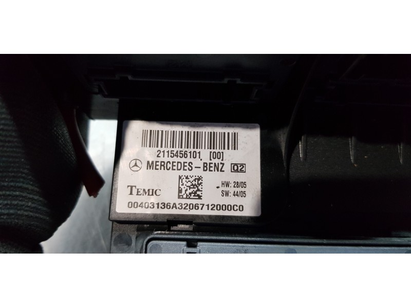 Recambio de caja reles / fusibles para mercedes clase cls (w219) 320 cdi (219.322) referencia OEM IAM 2115456101  
