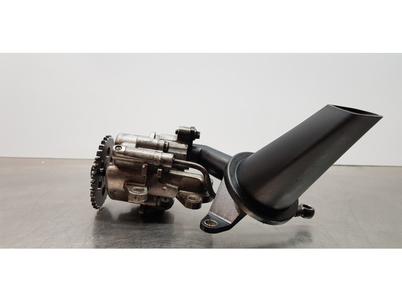 Recambio de bomba aceite para ford transit kastenwagen (ttg) 350 l3 referencia OEM IAM BK2Q6600CA  