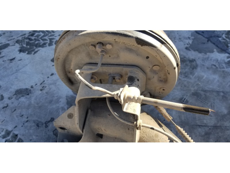 Recambio de puente trasero para ford tourneo courier (c4a) ambiente referencia OEM IAM 2571553 EY165K952AC  Recambio de puente trasero para ford tourneo courier (c4a) ambiente referencia OEM IAM 2571553 EY165K952AC