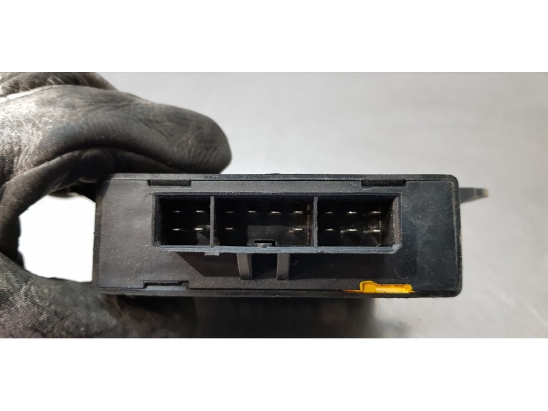 Recambio de caja precalentamiento para nissan eco - t 100.56/78 kw/e2 referencia OEM IAM 1106969T00  