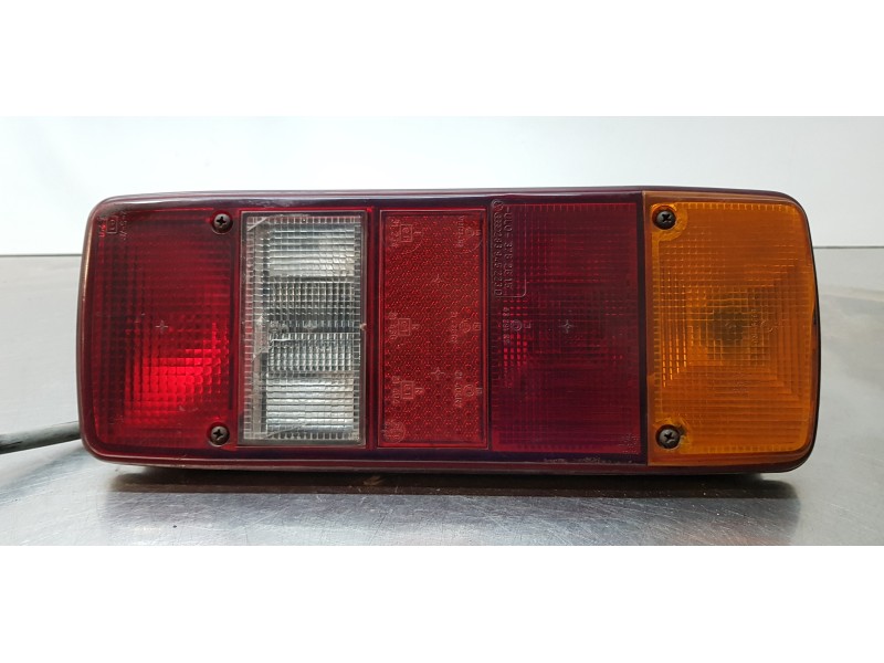 Recambio de piloto trasero derecho para nissan eco - t 100.56/78 kw/e2 referencia OEM IAM   