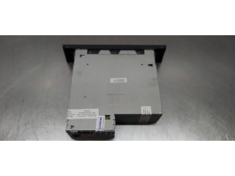 Recambio de sistema audio / radio cd para audi q7 (4l) 3.0 tdi referencia OEM IAM 4L0035111  