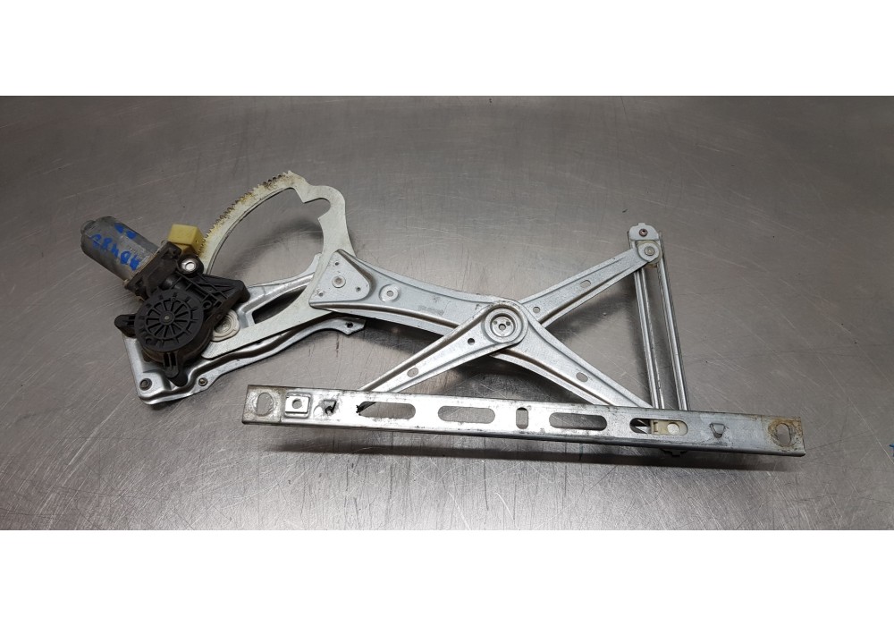 Recambio de elevalunas delantero derecho para mercedes clase clk (w208) coupe 320 (208.365) referencia OEM IAM A2087200846 01308