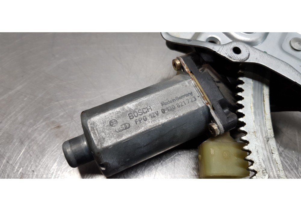 Recambio de elevalunas delantero derecho para mercedes clase clk (w208) coupe 320 (208.365) referencia OEM IAM A2087200846 01308 Recambio de elevalunas delantero derecho para mercedes clase clk (w208) coupe 320 (208.365) referencia OEM IAM A2087200846 01308