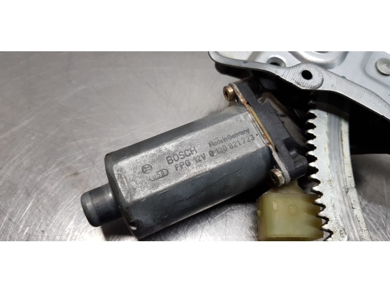 Recambio de elevalunas delantero derecho para mercedes clase clk (w208) coupe 320 (208.365) referencia OEM IAM A2087200846 01308 Recambio de elevalunas delantero derecho para mercedes clase clk (w208) coupe 320 (208.365) referencia OEM IAM A2087200846 01308