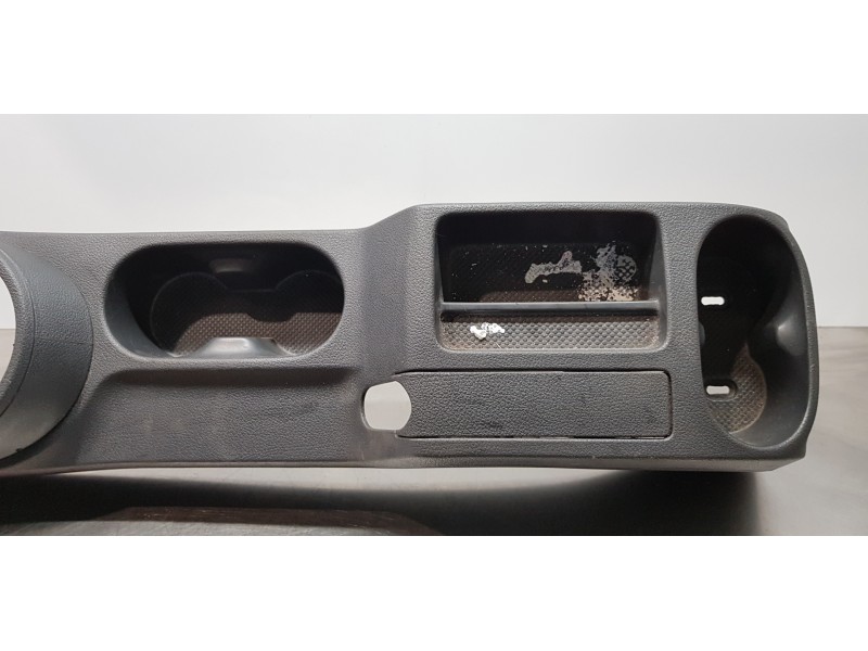 Recambio de apoyabrazos central para volkswagen caddy ka/kb (2c) kasten bluemotion referencia OEM IAM 2K086436371N   Recambio de apoyabrazos central para volkswagen caddy ka/kb (2c) kasten bluemotion referencia OEM IAM 2K086436371N