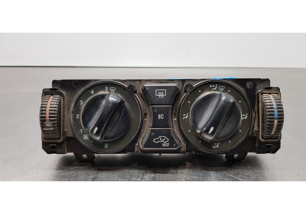 Recambio de mando climatizador para mercedes clase clk (w208) coupe 320 (208.365) referencia OEM IAM 2108302685  