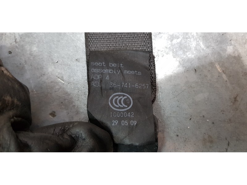 Recambio de asiento de tercera fila derecho para opel zafira b enjoy referencia OEM IAM 602592600C  