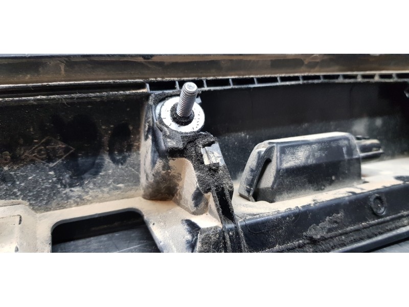 Recambio de maneta exterior porton para dacia duster ii comfort 4wd referencia OEM IAM 848101807R   Recambio de maneta exterior porton para dacia duster ii comfort 4wd referencia OEM IAM 848101807R