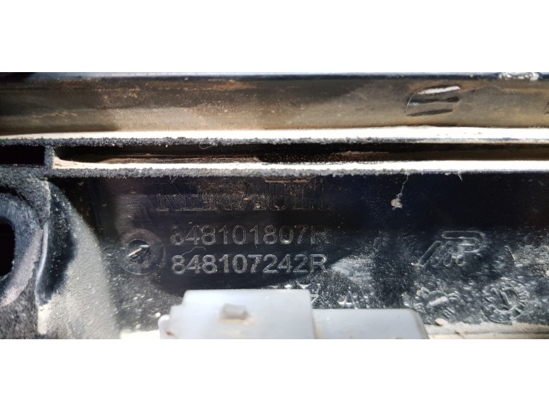 Recambio de maneta exterior porton para dacia duster ii comfort 4wd referencia OEM IAM 848101807R   Recambio de maneta exterior porton para dacia duster ii comfort 4wd referencia OEM IAM 848101807R
