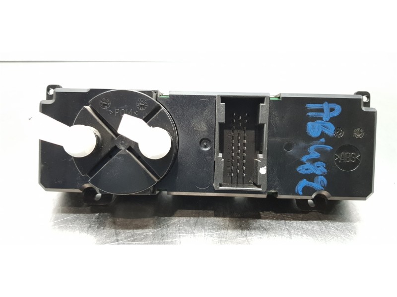 Recambio de mando climatizador para mercedes clase clk (w208) coupe 320 (208.365) referencia OEM IAM 2108302685  