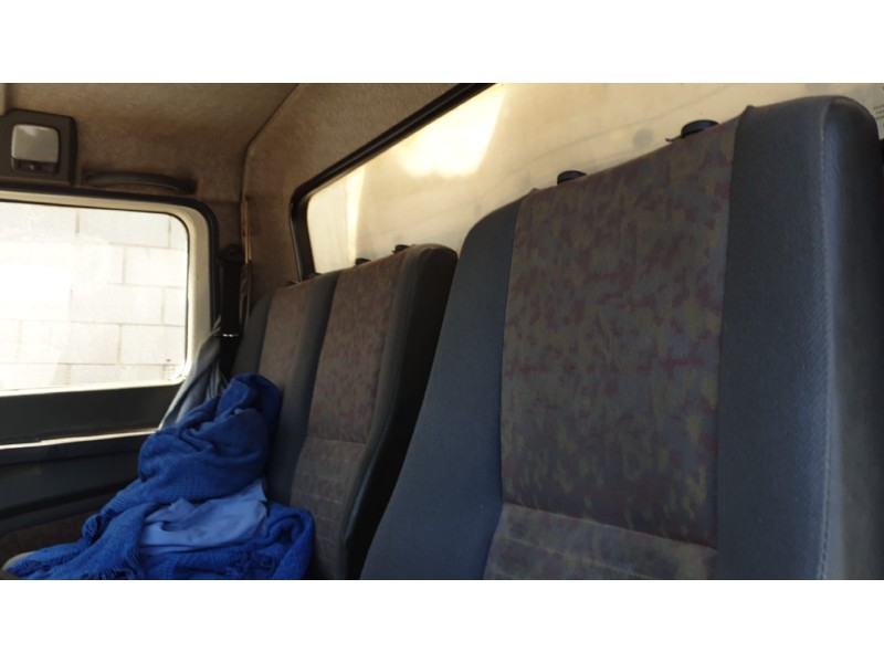 nissan cabstar 09.06 del año 1998