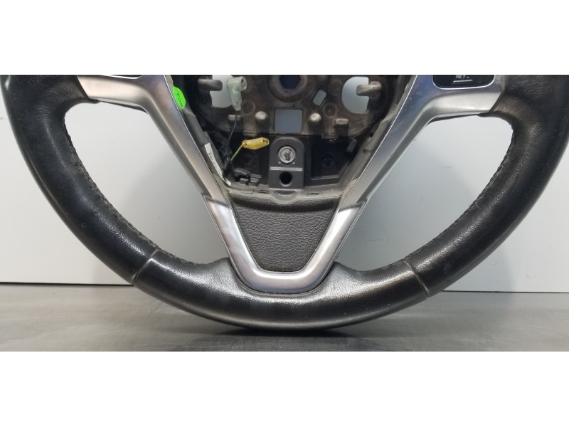 Recambio de volante para ford tourneo courier (c4a) ambiente referencia OEM IAM 2035198 ET763600HF35B8  Recambio de volante para ford tourneo courier (c4a) ambiente referencia OEM IAM 2035198 ET763600HF35B8