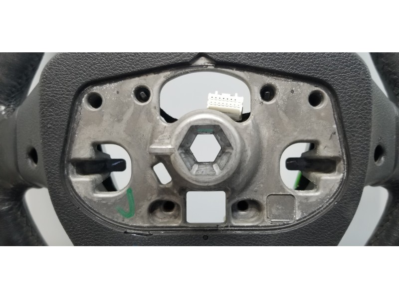 Recambio de volante para ford tourneo courier (c4a) ambiente referencia OEM IAM 2035198 ET763600HF35B8  Recambio de volante para ford tourneo courier (c4a) ambiente referencia OEM IAM 2035198 ET763600HF35B8