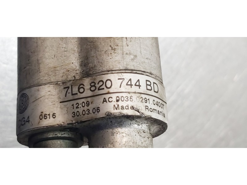 Recambio de tubos aire acondicionado para audi q7 (4l) 3.0 tdi referencia OEM IAM 7L6820744BD  