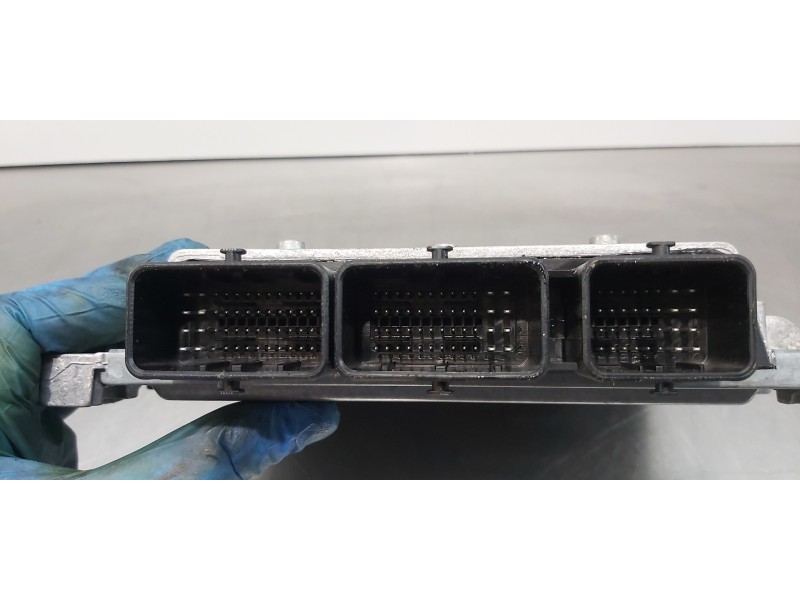 Recambio de centralita motor uce para ford focus lim. (cb4) titanium referencia OEM IAM 7M5112A650BCE  