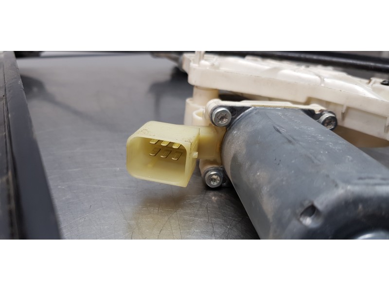 Recambio de elevalunas trasero derecho para mercedes clase cls (w219) 320 cdi (219.322) referencia OEM IAM A2197301046  