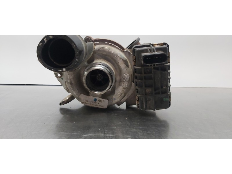 Recambio de turbocompresor para ford focus lim. (cb4) titanium referencia OEM IAM 7G9Q6K682BC  