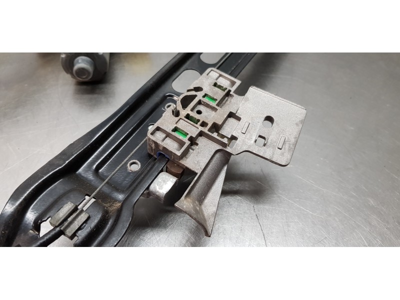 Recambio de elevalunas trasero izquierdo para mercedes clase cls (w219) 320 cdi (219.322) referencia OEM IAM A2197300946  