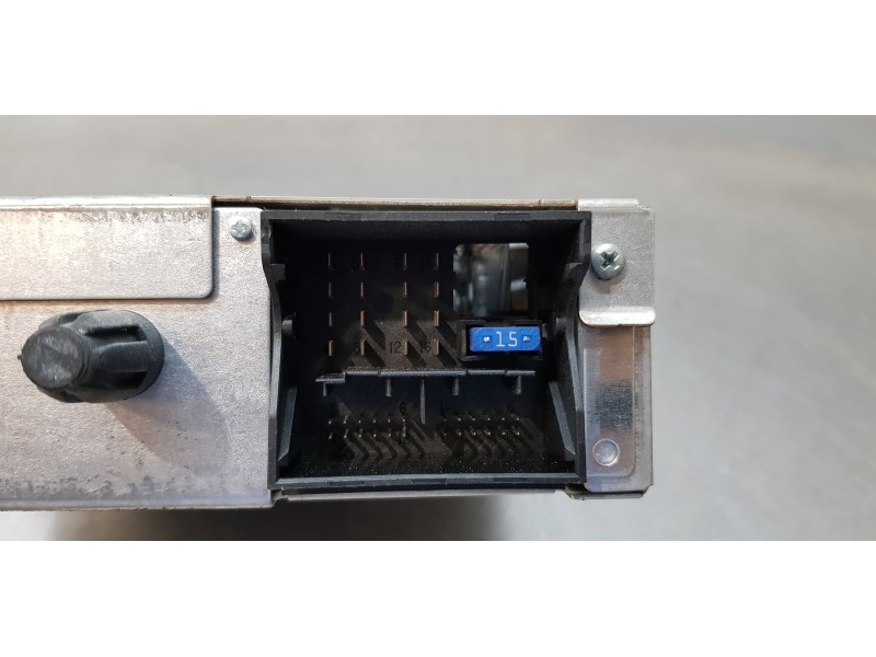 Recambio de sistema navegacion gps para peugeot 307 berlina (s2) xs referencia OEM IAM 96590498XT  