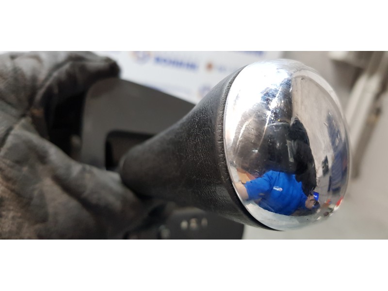Recambio de palanca cambio para peugeot 5008 allure referencia OEM IAM 9813480680   Recambio de palanca cambio para peugeot 5008 allure referencia OEM IAM 9813480680