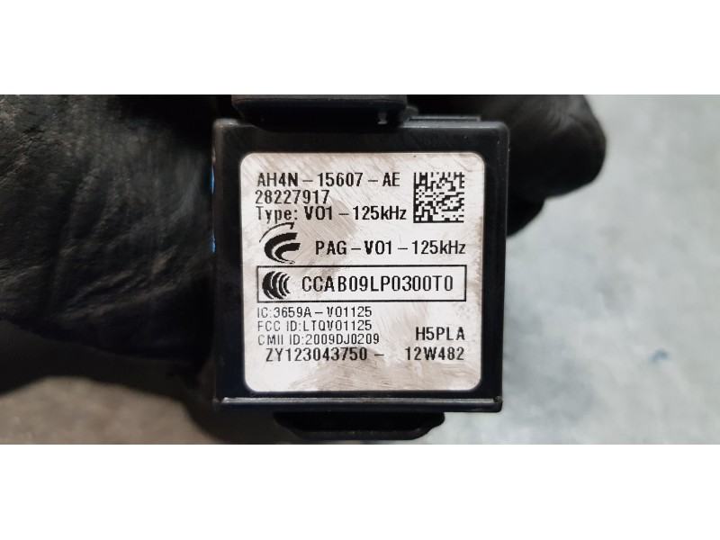 Recambio de conmutador de arranque para volvo v40 básico referencia OEM IAM 28227917  