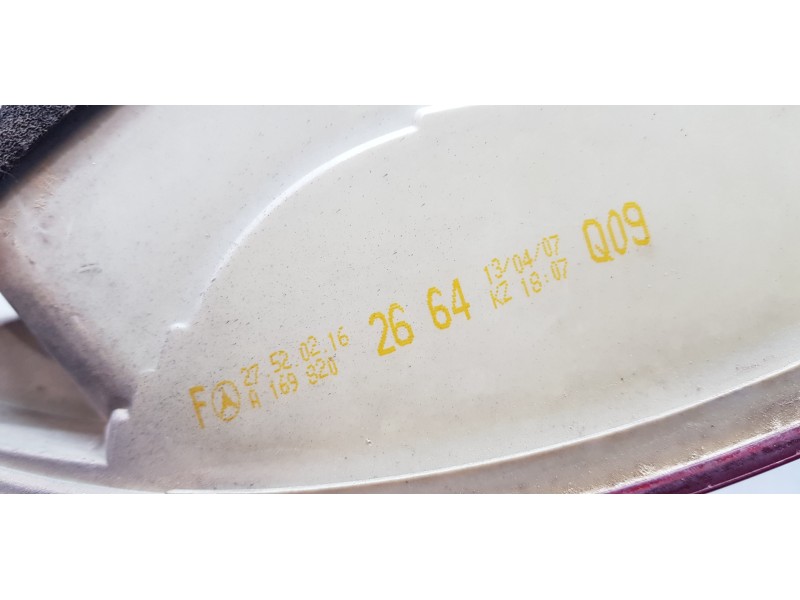 Recambio de piloto trasero derecho para mercedes clase b (w245) 200 cdi (245.208) referencia OEM IAM A1698202664  