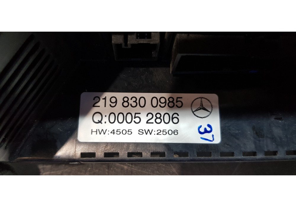 Recambio de mando climatizador para mercedes clase cls (w219) 320 cdi (219.322) referencia OEM IAM 2198300985  