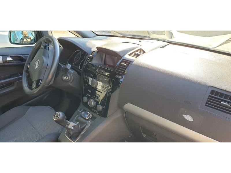 opel zafira b del año 2012