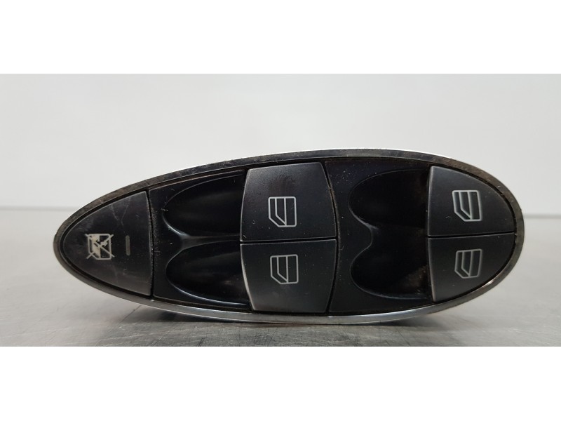 Recambio de mando elevalunas delantero izquierdo para mercedes clase cls (w219) 320 cdi (219.322) referencia OEM IAM A2118213679