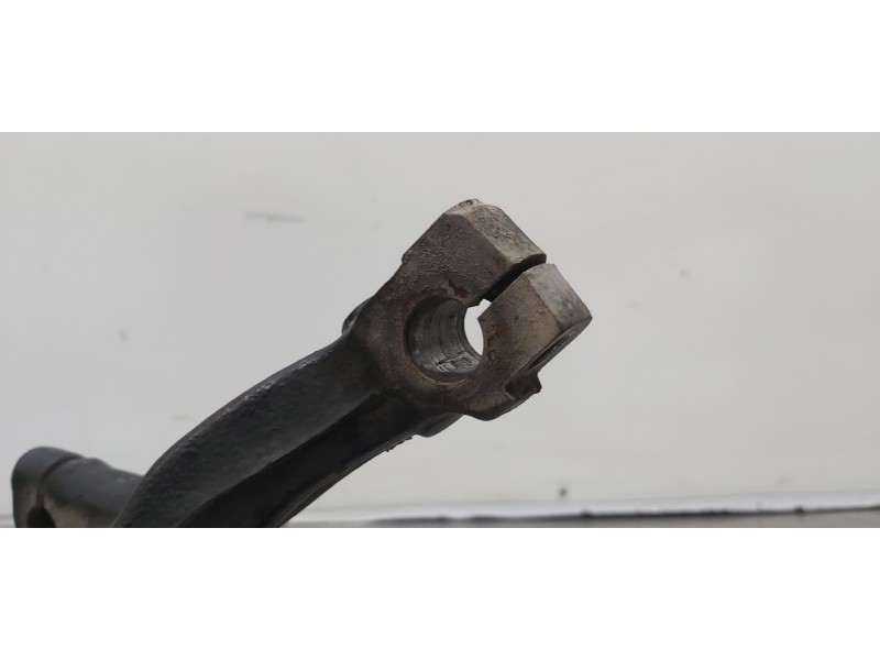 Recambio de mangueta delantera izquierda para volkswagen passat berlina (3b3) comfortline referencia OEM IAM 8D0407257AM  