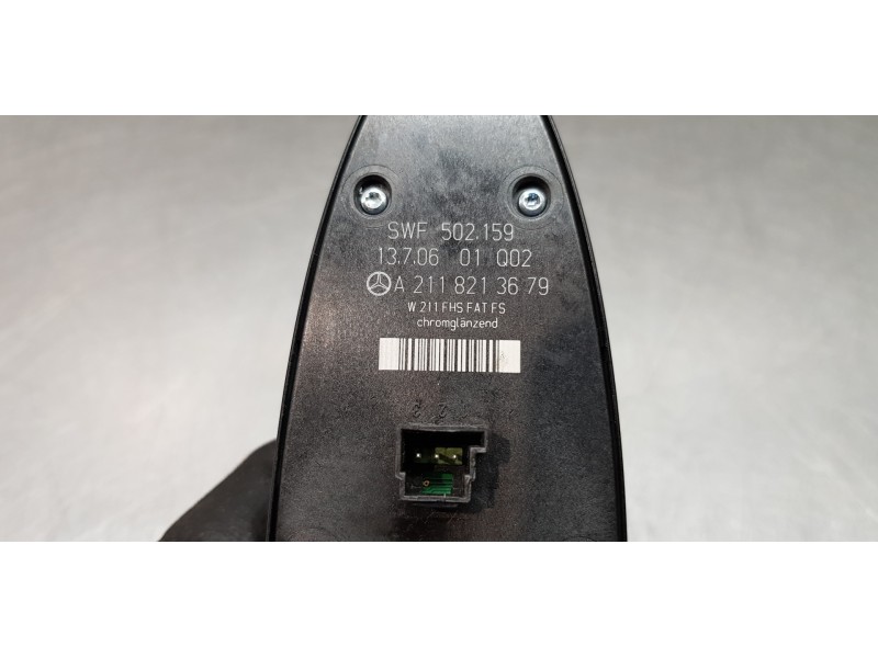 Recambio de mando elevalunas delantero izquierdo para mercedes clase cls (w219) 320 cdi (219.322) referencia OEM IAM A2118213679