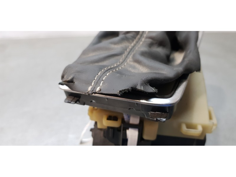 Recambio de palanca cambio para volvo v40 básico referencia OEM IAM 31367374  