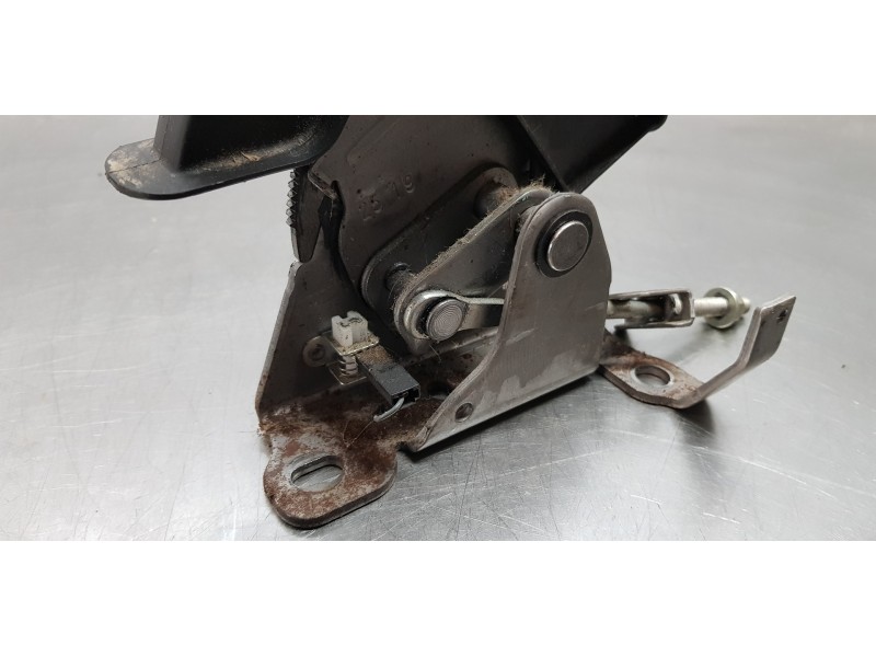 Recambio de palanca freno de mano para dacia duster ii comfort 4wd referencia OEM IAM 360101590R   Recambio de palanca freno de mano para dacia duster ii comfort 4wd referencia OEM IAM 360101590R