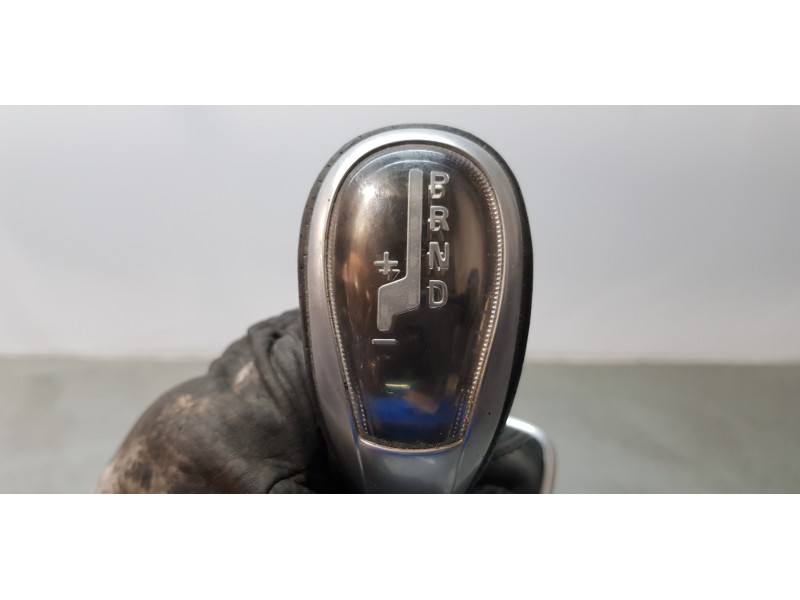 Recambio de palanca cambio para volvo v40 básico referencia OEM IAM 31367374  