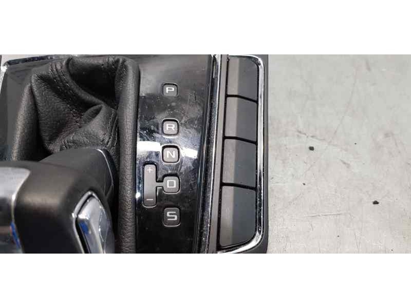 Recambio de palanca cambio para skoda superb combi (3t5) ambition referencia OEM IAM 3T2713111D  