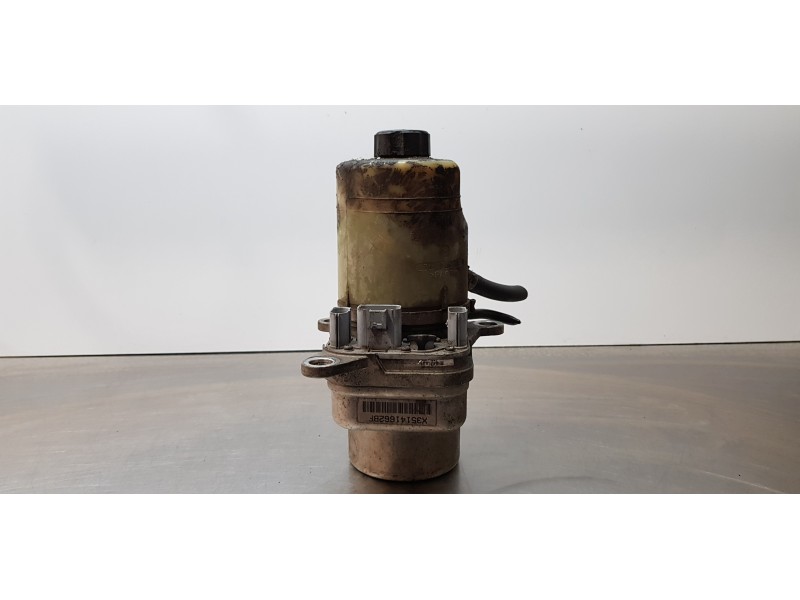 Recambio de bomba direccion para ford focus berlina (cap) trend referencia OEM IAM 4M513K514AC  