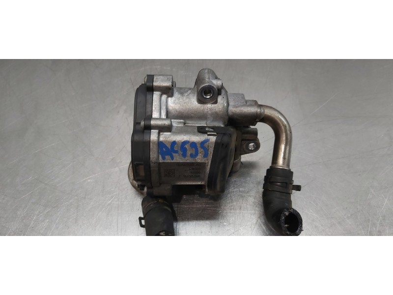 Recambio de valvula egr para volkswagen caddy ocio comfortline bmt referencia OEM IAM 04L131501R  