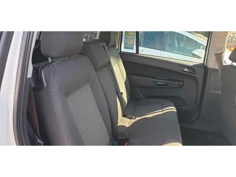 opel zafira b del año 2012