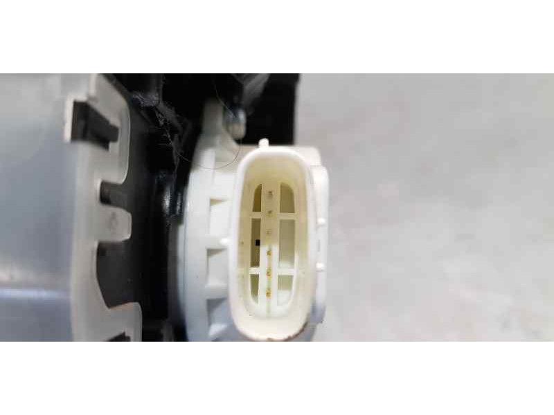 Recambio de palanca cambio para toyota prius+ executive referencia OEM IAM 75G616LHD  