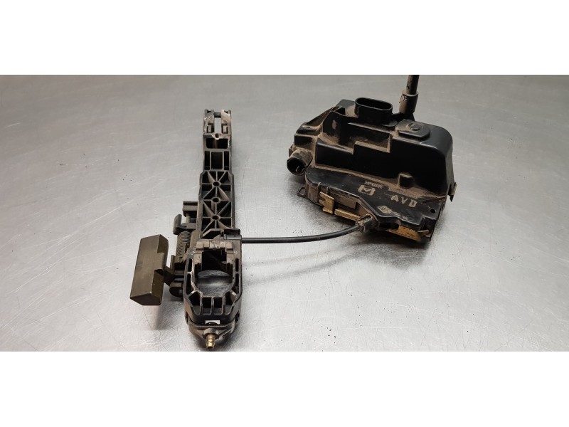 Recambio de cerradura puerta delantera derecha para renault laguna ii (bg0) authentique referencia OEM IAM 8200000662  