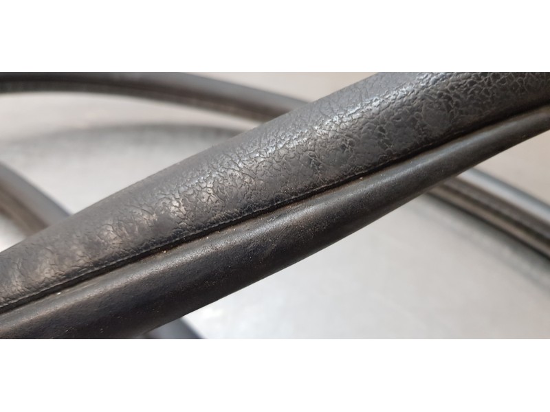 Recambio de gomas contorno puerta para peugeot 5008 active referencia OEM IAM 9676801080   Recambio de gomas contorno puerta para peugeot 5008 active referencia OEM IAM 9676801080