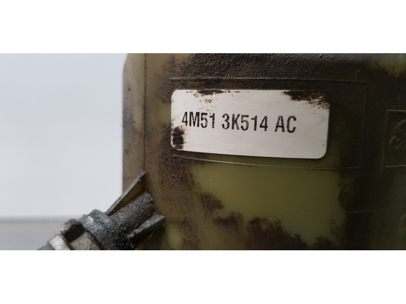 Recambio de bomba direccion para ford focus berlina (cap) trend referencia OEM IAM 4M513K514AC  
