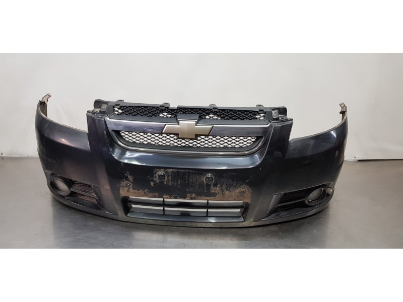 Recambio de paragolpes delantero para chevrolet aveo ls referencia OEM IAM 93742764  