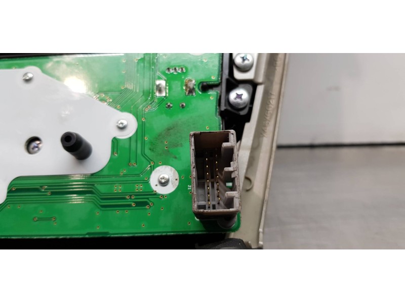 Recambio de sistema audio / radio cd para mitsubishi asx (ga0w) challenge 2wd referencia OEM IAM 8002A920XA  