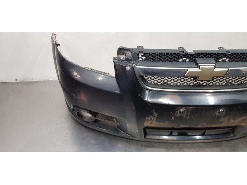 Recambio de paragolpes delantero para chevrolet aveo ls referencia OEM IAM 93742764  