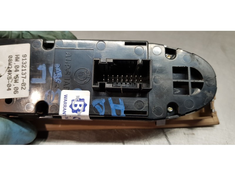 Recambio de mando elevalunas delantero izquierdo para bmw serie 3 berlina (e90) 320d referencia OEM IAM 61319217334 9132137 