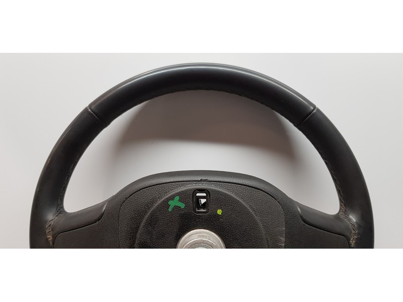 Recambio de volante para dacia duster ii comfort 4wd referencia OEM IAM 484007487R  